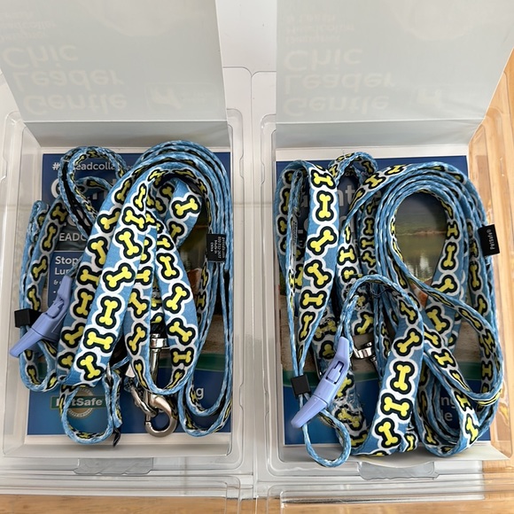 TWO Gentle Leaders Chic, BONES design head collars and leashes, both size large - Picture 2 of 8